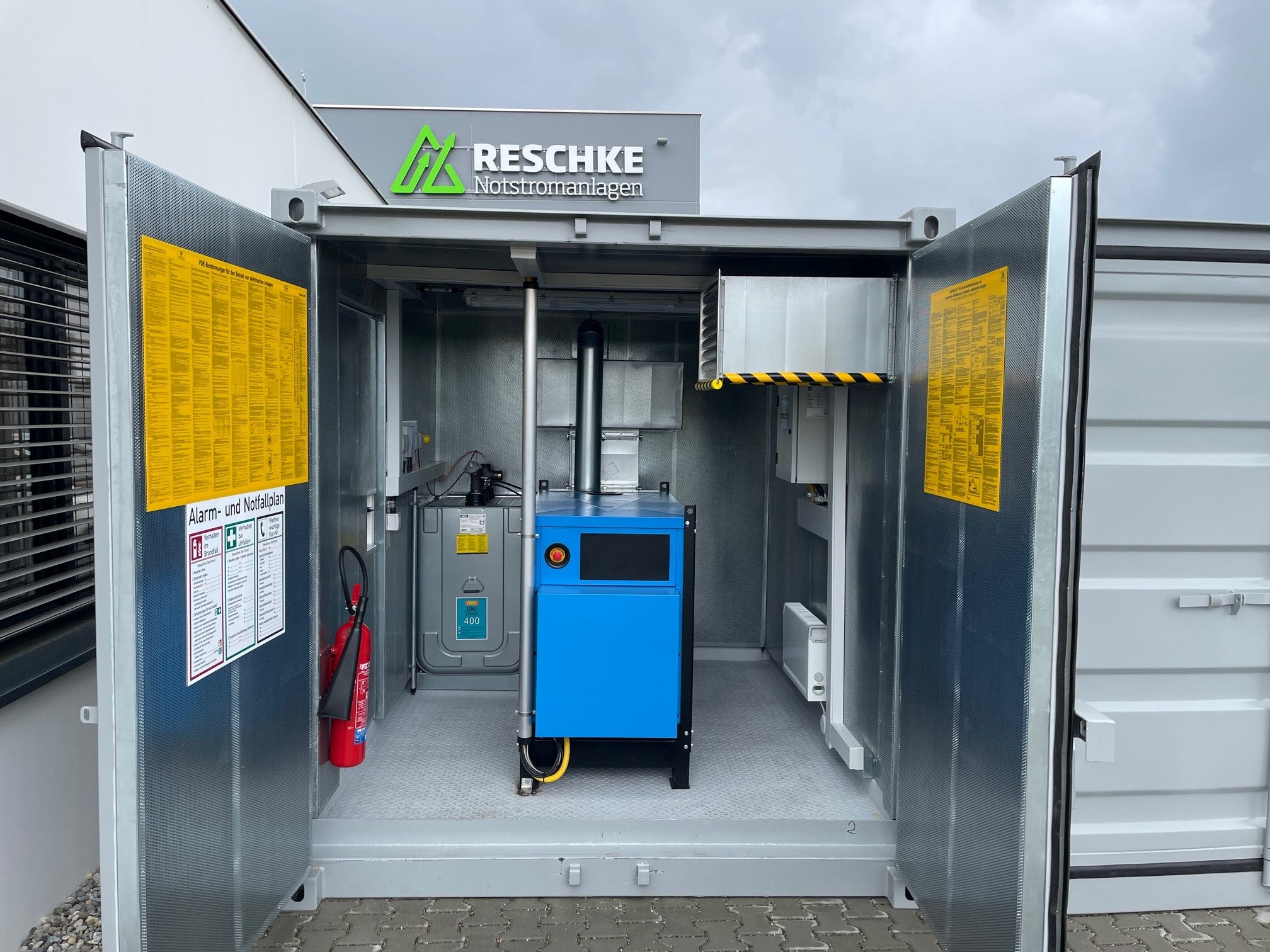 Schallgedämpfte Anlage im 10 Fuß Container | Referenzanlage