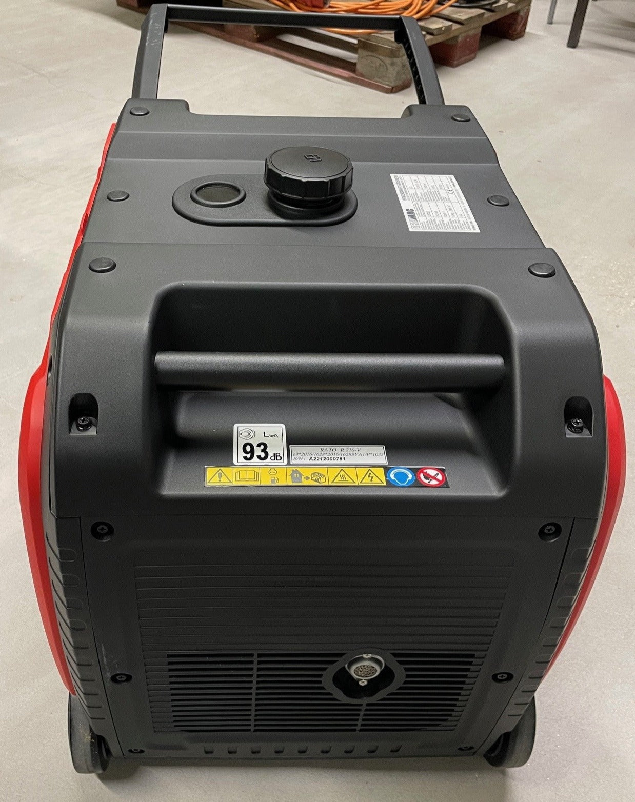 GR3500 Koffergenerator mit Rollen und 3,5 kW