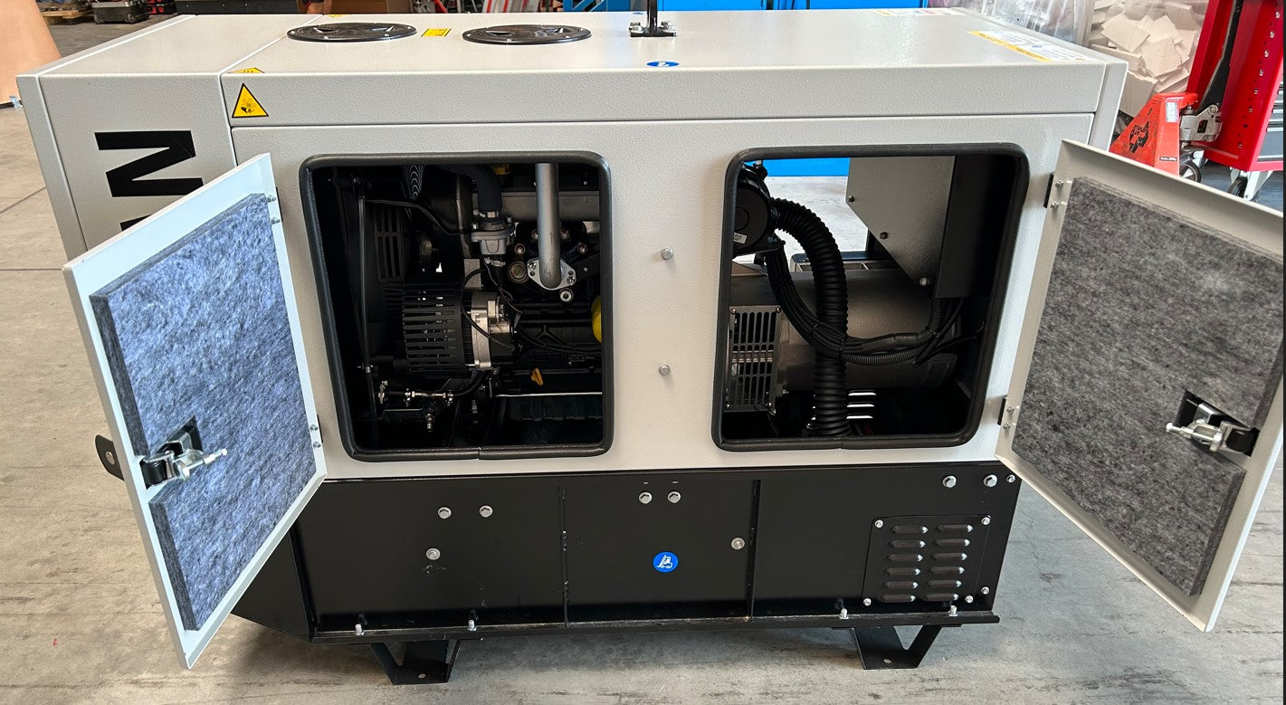 Leistungsstarker Notstromgenerator Urban mit 3 Zylinder und 10,8 kW